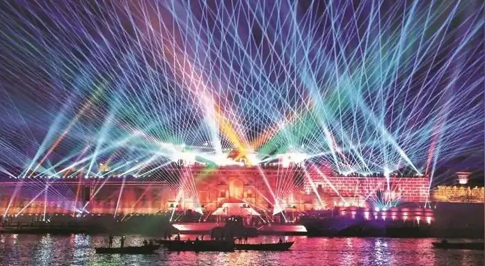 Dev Deepawali 2025: काशी में 200 मीटर ऊंचाई तक होगा Green Crackers शो
