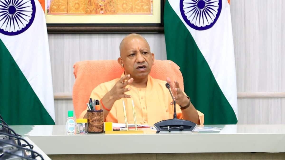 CM योगी ने दुर्गा पूजा और रामलीला पंडालों की सुरक्षा जांच के दिए निर्देश