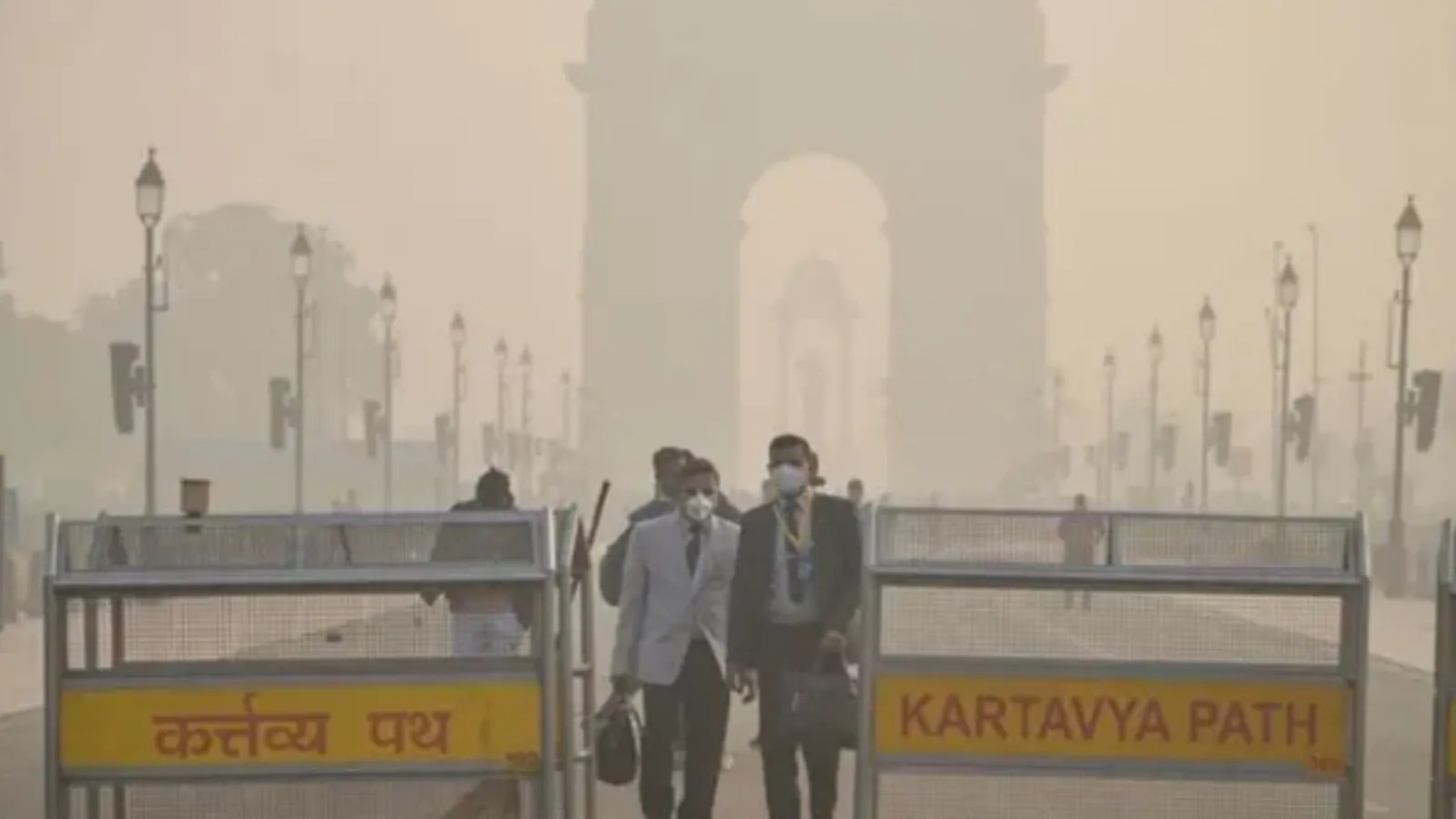 दिल्ली-NCR GRAP-1 लागू, प्रदूषण पर सख्ती